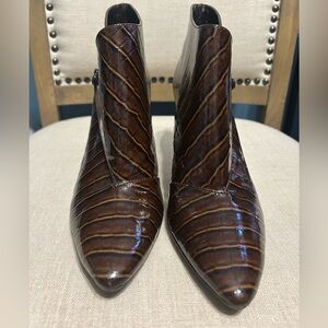 Via Spiga Lydia Brown Leather Croc-Embossed Ankle Boots, Size 9.5
